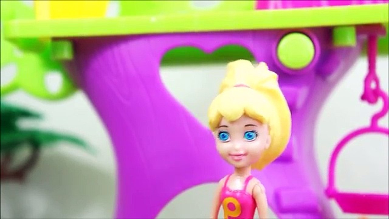 Peppa Pig e George Brincando Casa na Árvore da Polly Pocket!! Em Português KidsToys