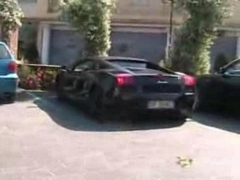 Lamborghini Gallardo Nera start 3 times and accelerate !