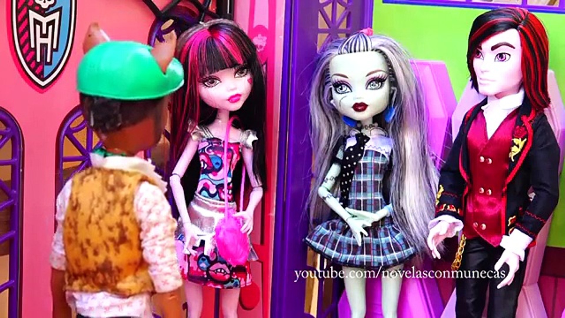 novelas con muñecas monster high