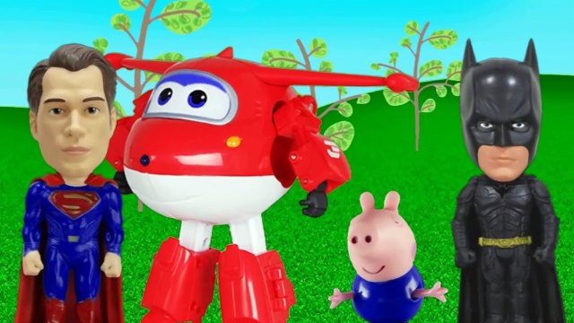 Peppa Pig George Pig Jett Super WIngs Superman e Batman Vs Lobisomen totoykids