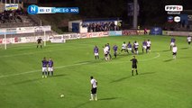 Coup franc repoussé en corner mais l'arbitre signale un 5m50.