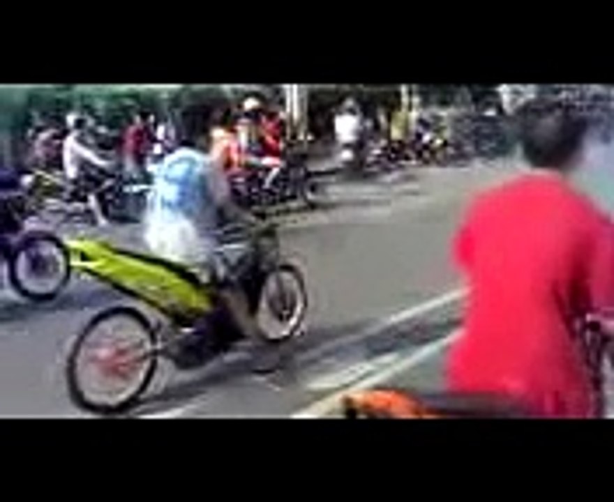 Video Balap Liar Motor Satria R