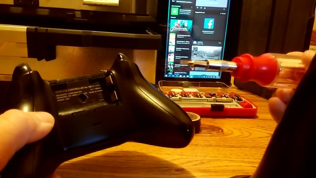 Xbox One Controller Joystick Moving By Itself SOLVED - Fix Joystick Drifting!