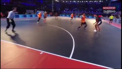 Ronaldinho épate avec un nouveau dribble de dingue (vidéo)