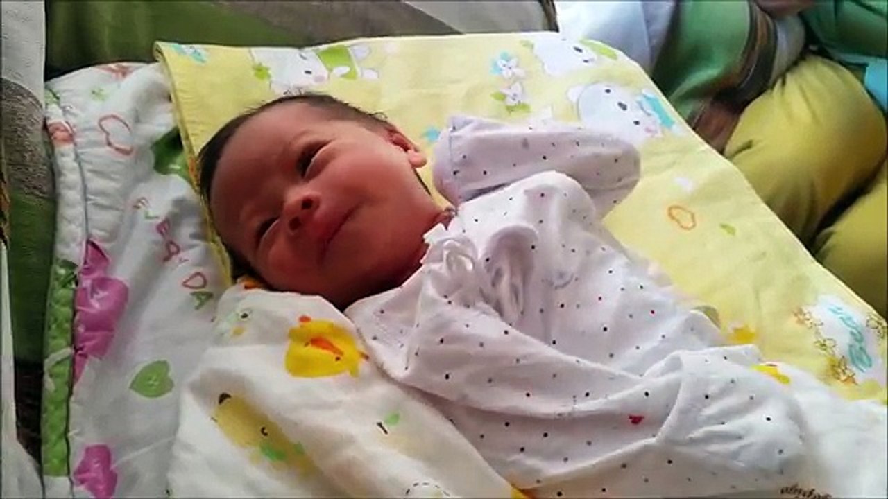 Day18 - Newborn Baby HICCUPS, SNEEZES and Copies Sound! then CRYING