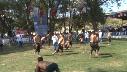 Hüseyin Pehlivan Yağlı Güreşleri Başladı