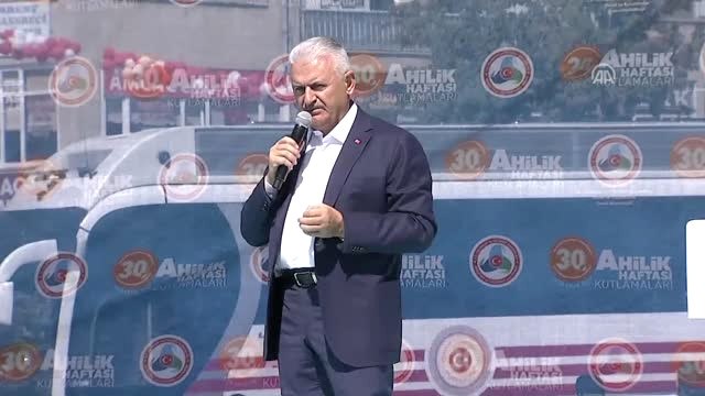 Başbakan Yıldırım: Laf Üstüne Laf Koyan Değil, Taş Üstüne Taş Koyan Bir İktidar Var