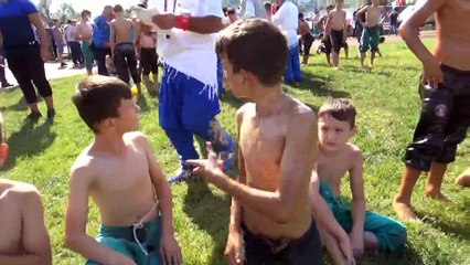 ALAPLI 29. YAĞLI GÜREŞLERİ BAŞLADI