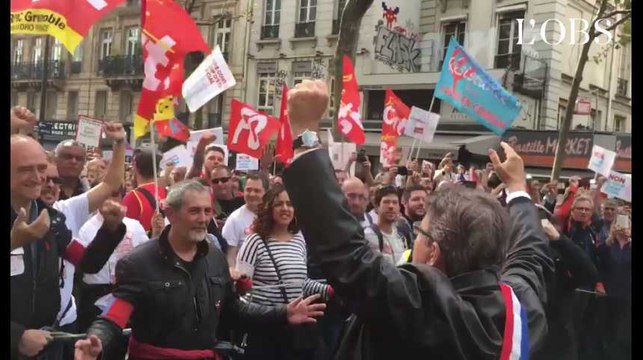 Hamon et Mélenchon côte à côte, Ruffin, le black bloc... : la manif des Insoumis en 2 minutes