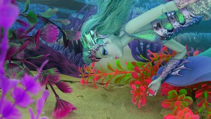 King VS Queen Magic Battle - King of the Crystal Cave Gold Label Collection Barbie Doll Video