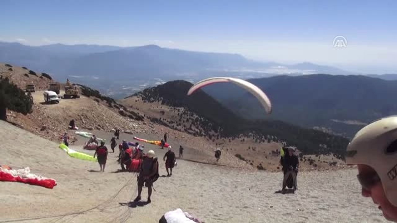 Fethiye'de Yamaç Paraşütü Kazası - Pilotun Düşme Anı Kamerada
