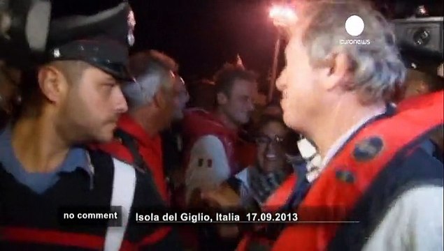 Time-lapse video of Costa Concordia salvage. - no comment