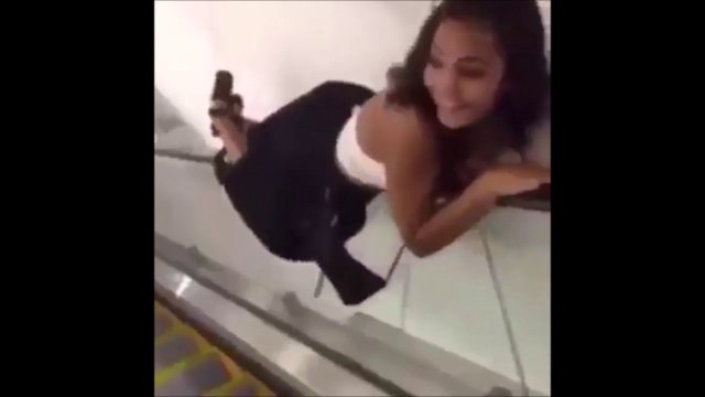 Quand tu veux faire comme ta copine et que tu t'éclates au sol! FAIL douloureux