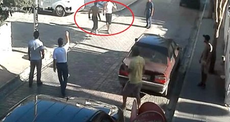 Suriyeliler Elektrikli Motosiklet İçin Birbirini Bıçakladı, Bir Suriyeli Öldü