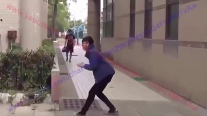 مقلب الكاميرة الخفية كان مع ساحر حقيقي رعب شيء لا يصدق