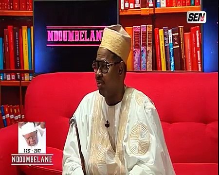 Les chaudes larmes de Ahmed Khalifa Niass sur le plateau de Sen TV - YouTube