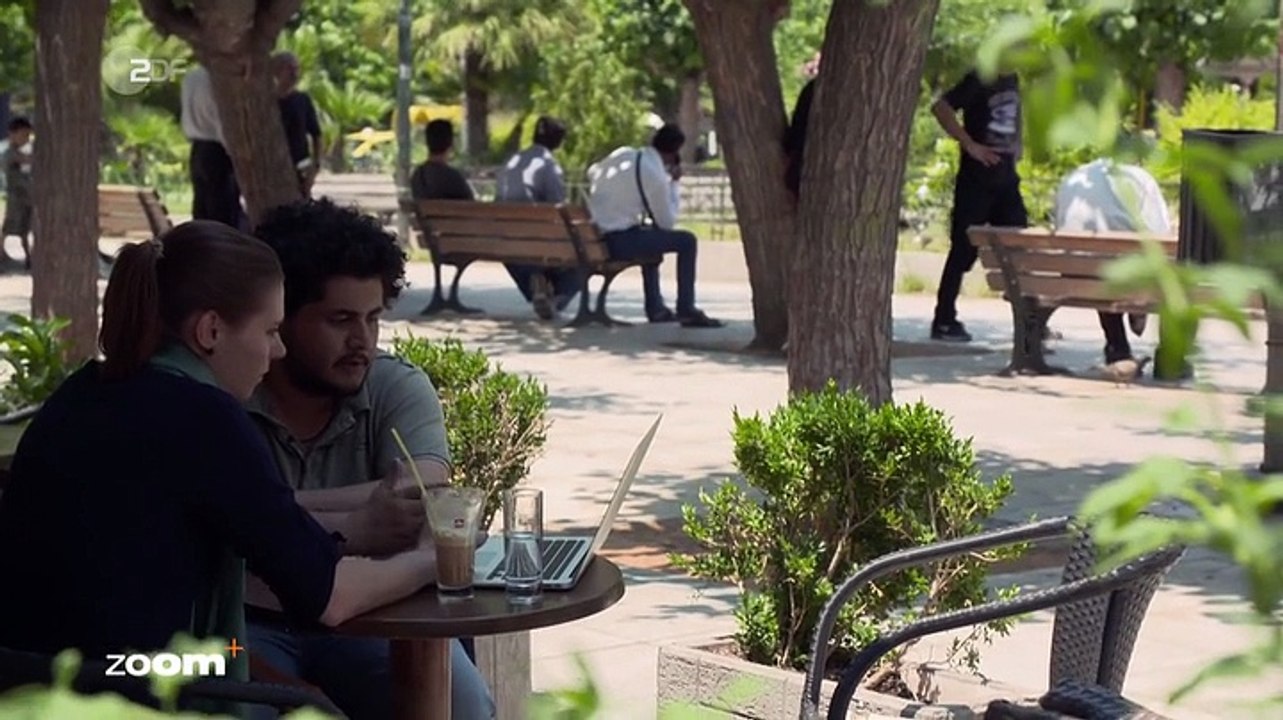 Passbetrug in Deutschland - Unter falschem Namen (Doku)