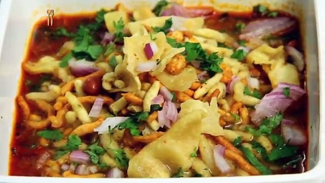 Misal Pav Spicy Curry With Bread Maharashtrian Street Food Snacks Recipe By Ruchi Bharani