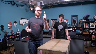 Tested Mailbag: Gears of War 3 Hammerburst Replica!