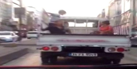 İstanbul'da Tehlikeli Yolculuk Kamerada