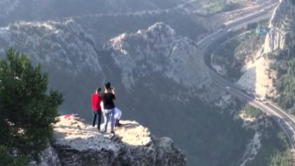 Uçurumun Kenarında Tıraş Keyfi