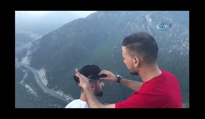 Uçurumun kıyısında tıraş