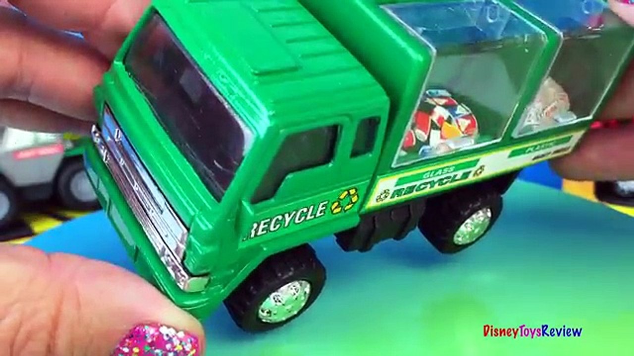 ADVENTURE WHEELS TRUCK CAMION WITH MIGHTY MACHINES FIRE TRUCK RECYCLING TRUCK & BALE LOADER