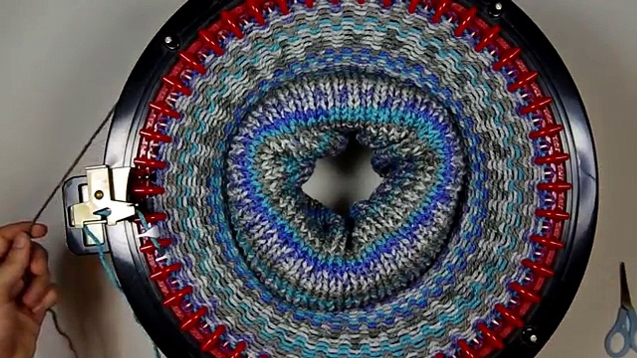 How To Make An Infinity Scarf Addi King Knitting Machine Yay For Yarn