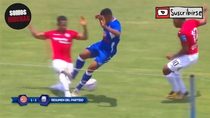 Jorge Bazan With One Of The Worst Ever Knee Tackles vs Juan Aurich!