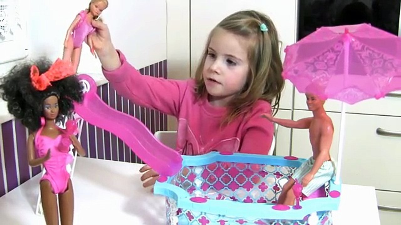 Barbie Glam Pool - ab auf die Rutsche und ins Wasser - Aqua Fun | Mattel