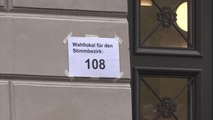 Almanya Sandık Başında - Başbakan Merkel Oyunu Kullandı