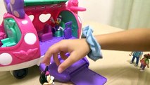 ミニーマウス 飛行機 おもちゃ ディズニー / Disneys Minnie Mouse Bowtique: Polka Dot Jet