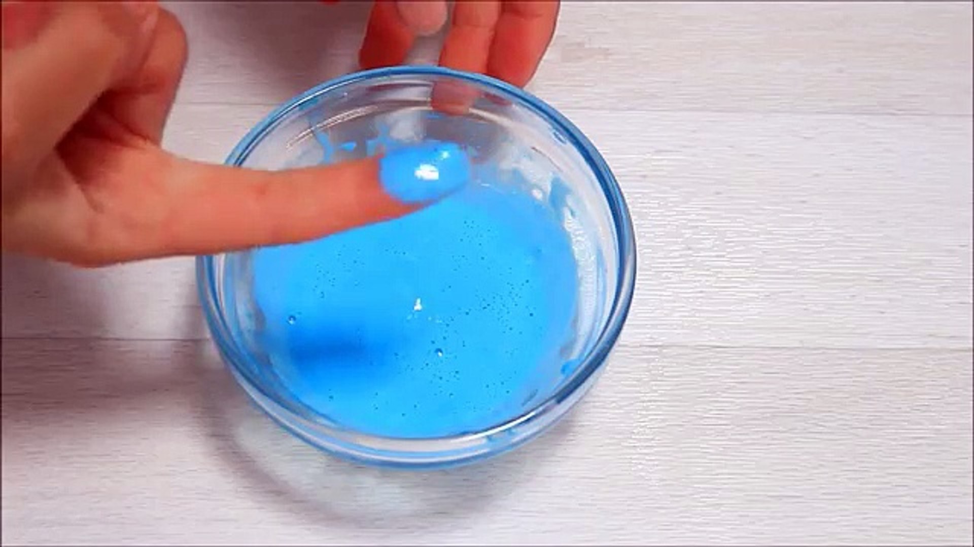 Je Test 5 Diy Slime Faciles Sans Lessive Liq Sans Mousse A Raser