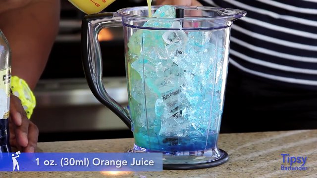 Avengers Incredible Hulk - Tipsy Bartender