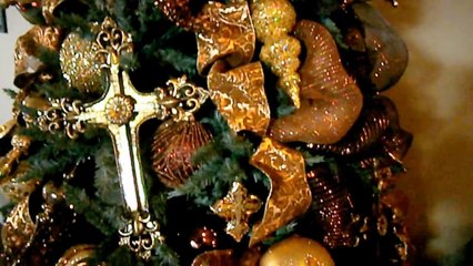 My Christmas Tree!!! (Deco Mesh Wreath-