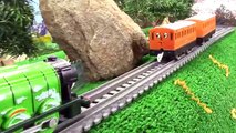 Thomas and Friends Accidents will Happen Helpful Diesels Mavis Diesel 10 Paxton Den Dart Toy Trains