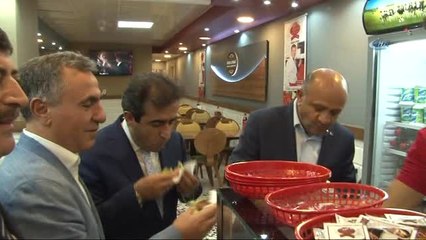 Başbakan Yardımcısı Işık, Diyarbakır'da Esnafı Ziyaret Etti