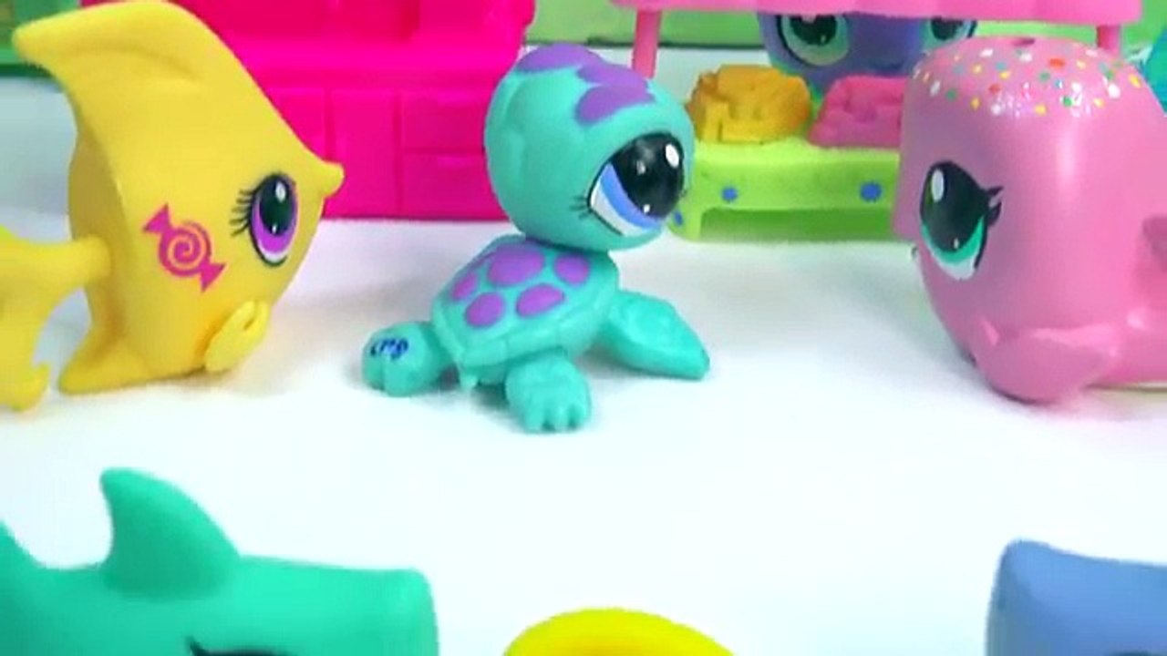 LPS Hot Lunch School Of Sharks Series Video Littlest Pet Shop Part 10