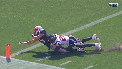 Brady floats a beautiful ball to Hogan and Hogan speeds to end zone for 47-yard TD