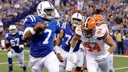 Jacoby Brissett keeps it himself, scrambles past Browns defenders for touchdown