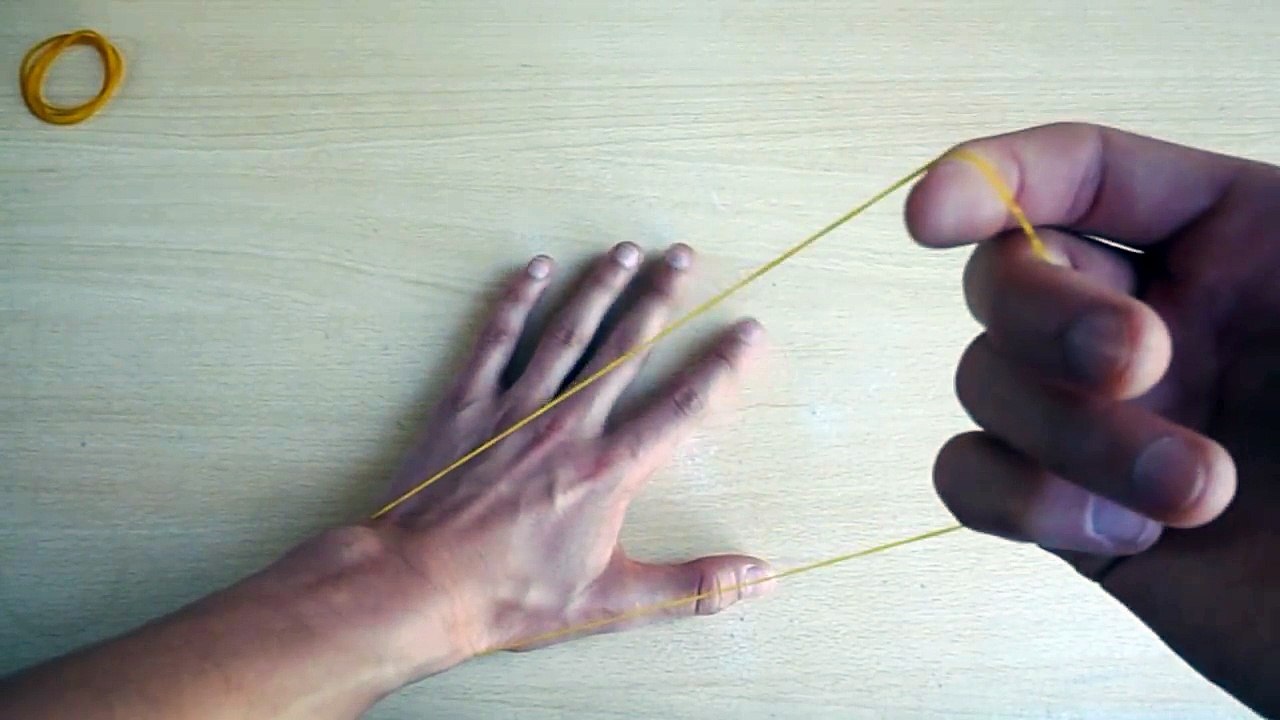 TELEPORTER un ELASTIQUE - Tour de magie Expliqué !
