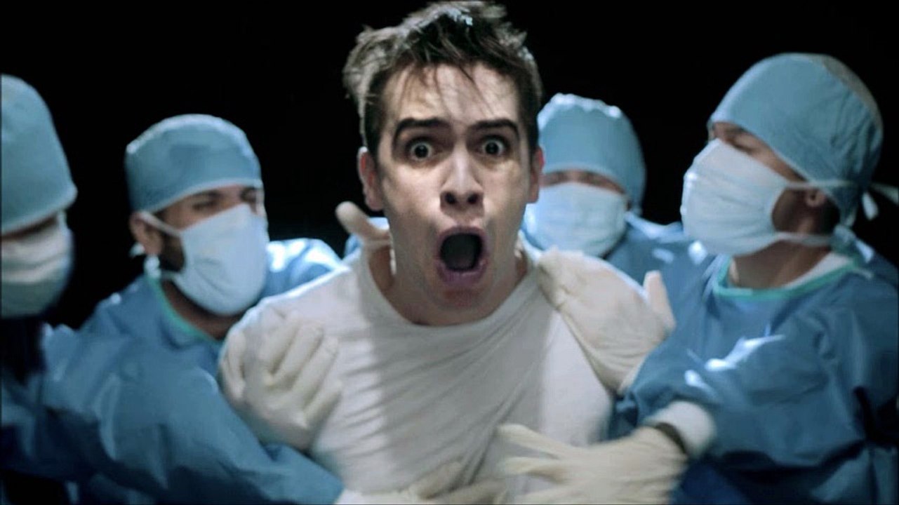 Music video analysis (2) Emperors new clothes