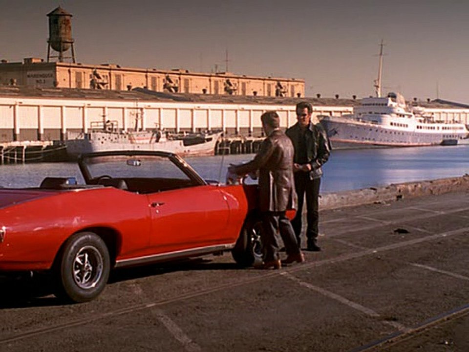 The Pretender S3e12 - Unsinkable