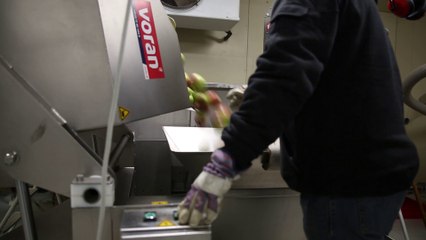 Didier, ancien banquier devenu producteur de jus de pomme !