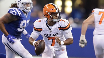 DeShone Kizer with a wicked fake on the 13-yard scramble