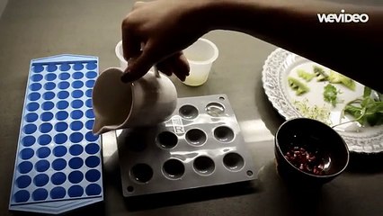 How to Make an Edible Snow Globe