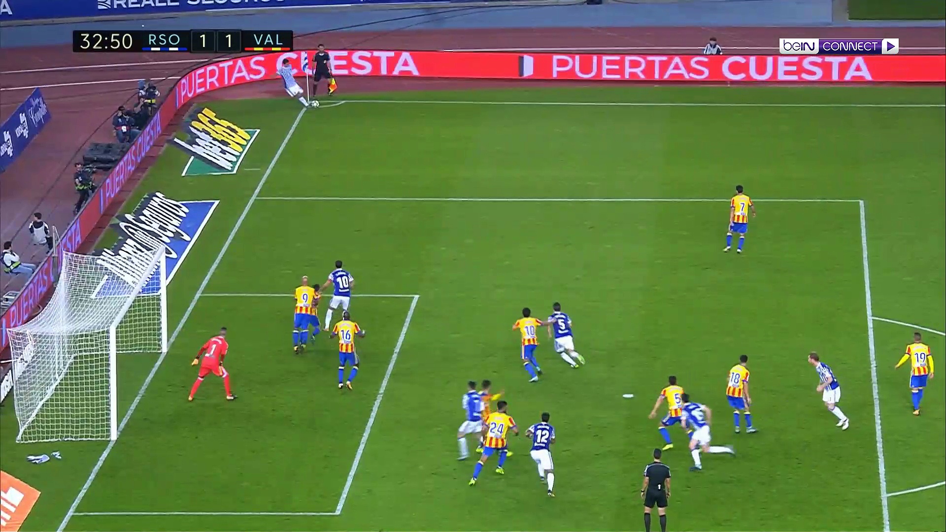 Match Highlights: Real Sociedad 2 - 3 Valencia
