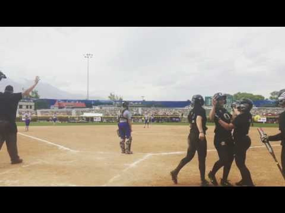 Oregon Ducks vs Kentucky Wildcats (Mary Nutter 2017)