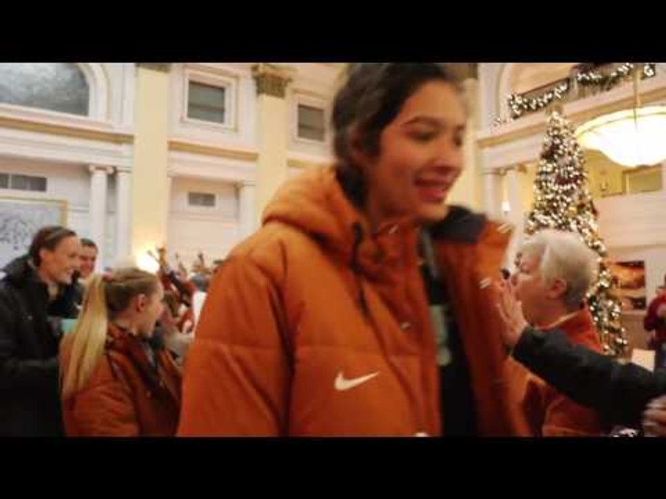 Texas Volleyball Heads to 2016 NCAA Finals