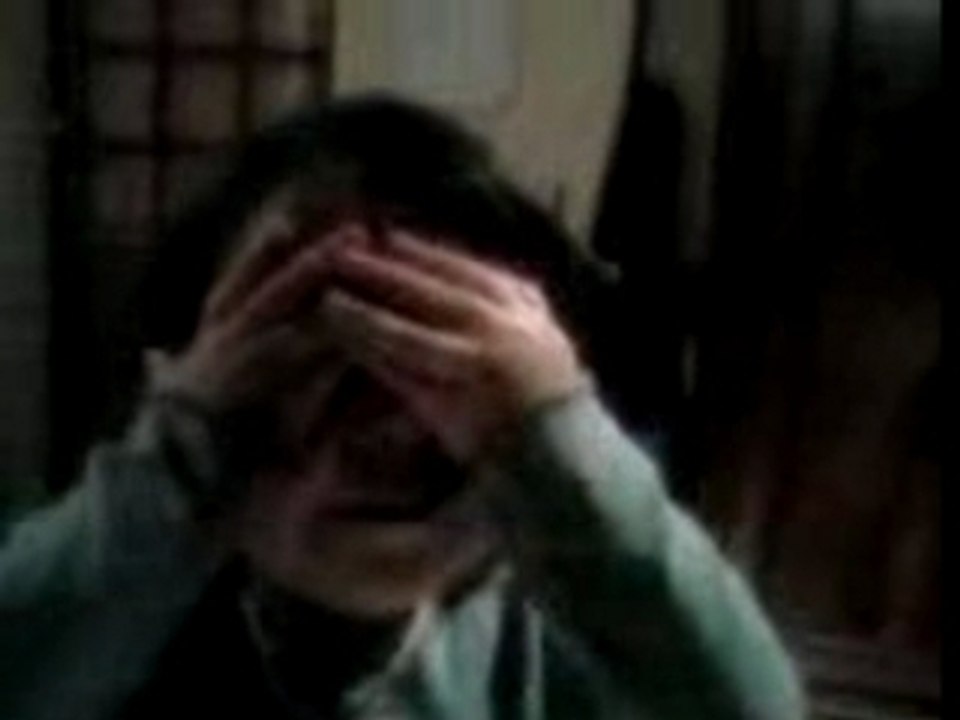 4 novembre 2007 - Elsa fait coucou et se marre